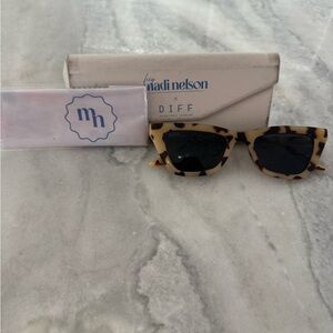 Diff Eyewear Brown Sunglasses Classic Tortoiseshell Design